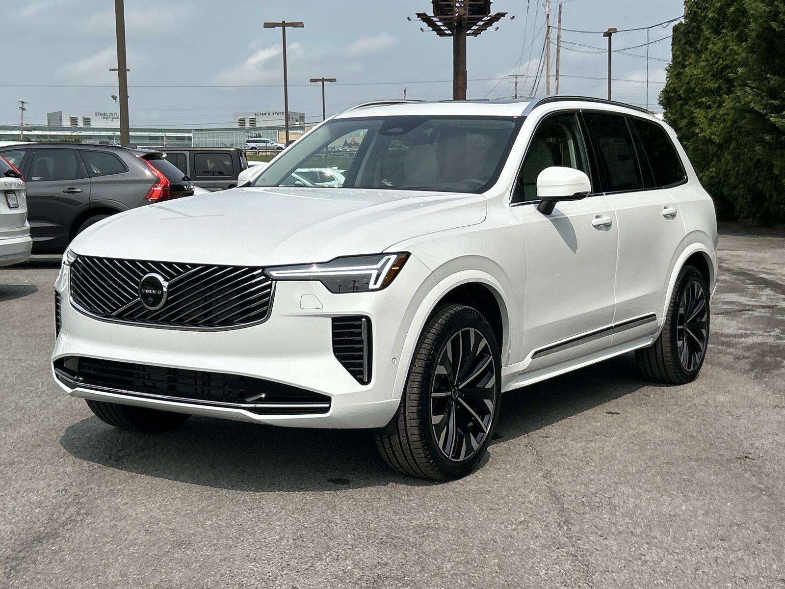 2026 Volvo XC90 Ultra - Photo 7