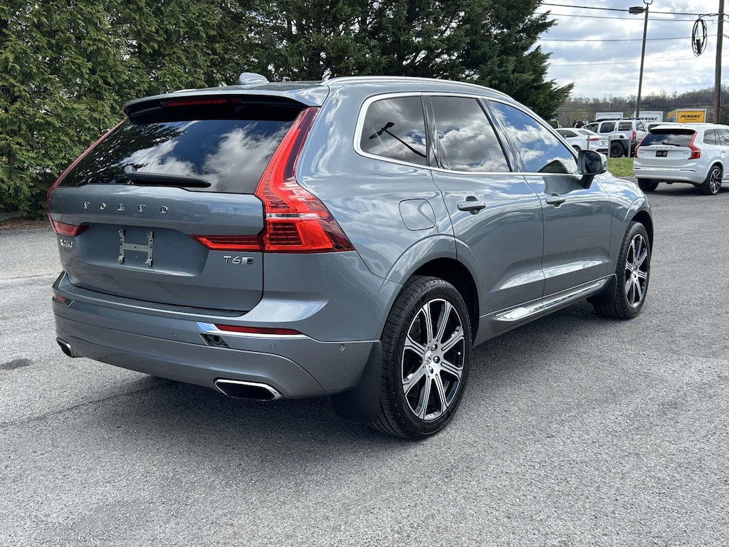 Used 2018 Volvo XC60 T6 AWD Inscription Sport Utility