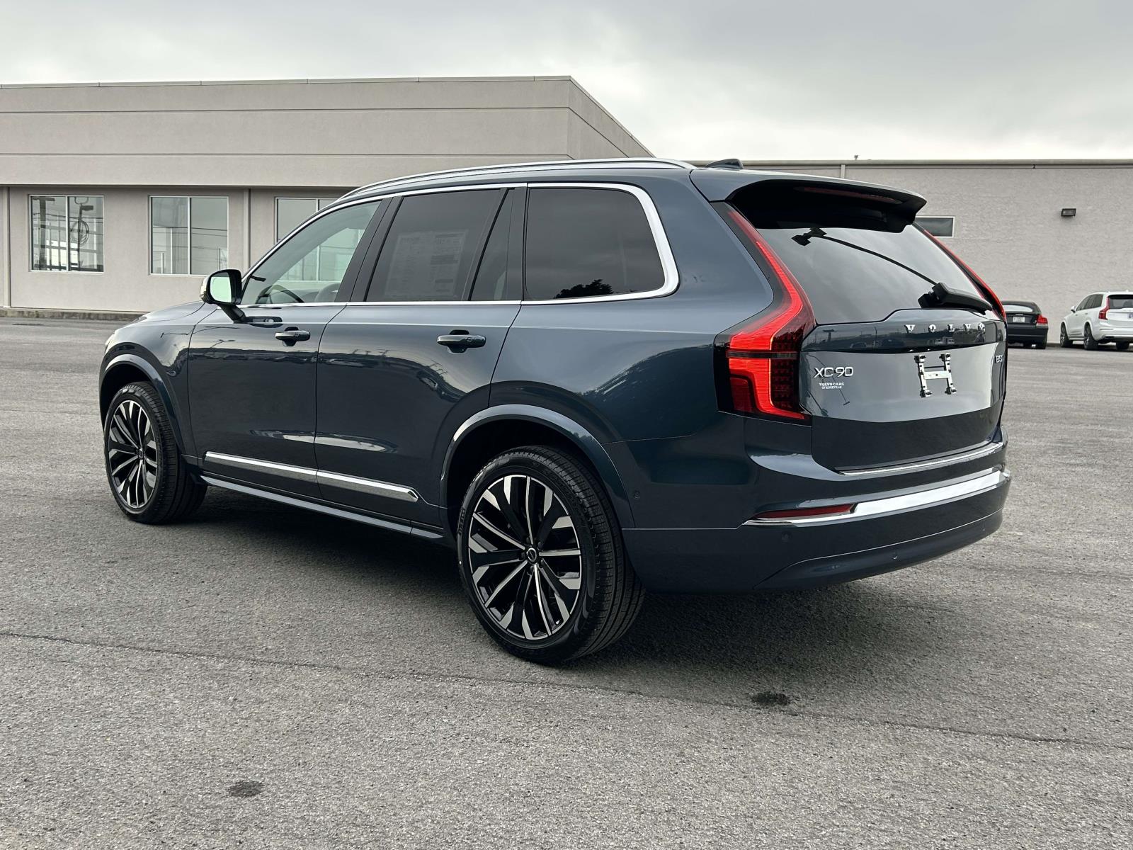 2026 Volvo XC90 Ultra - Photo 5