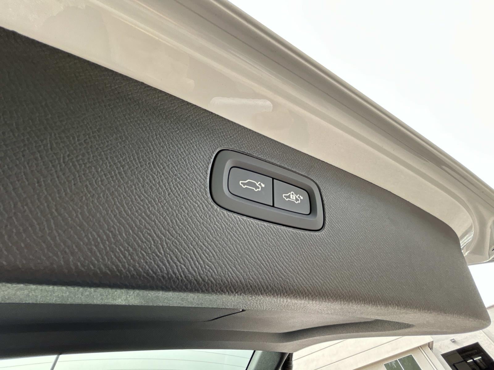 2026 Volvo XC90 Ultra - Photo 20
