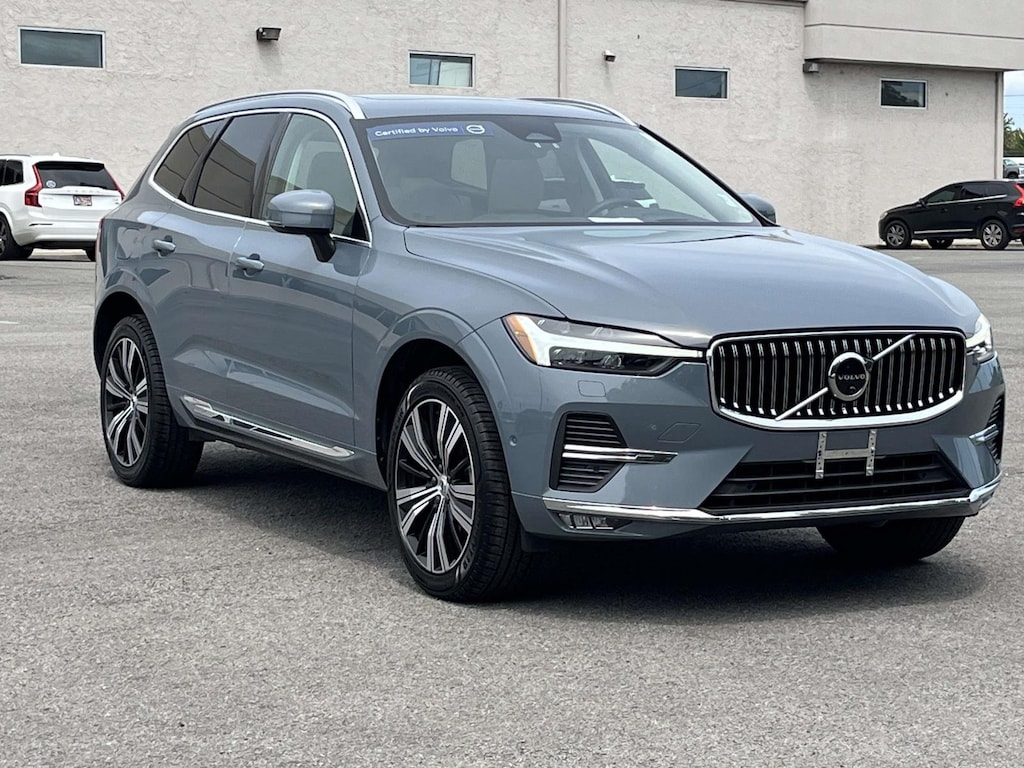 Certified 2023 Volvo XC60 B5 AWD Ultimate Bright Theme Sport Utility