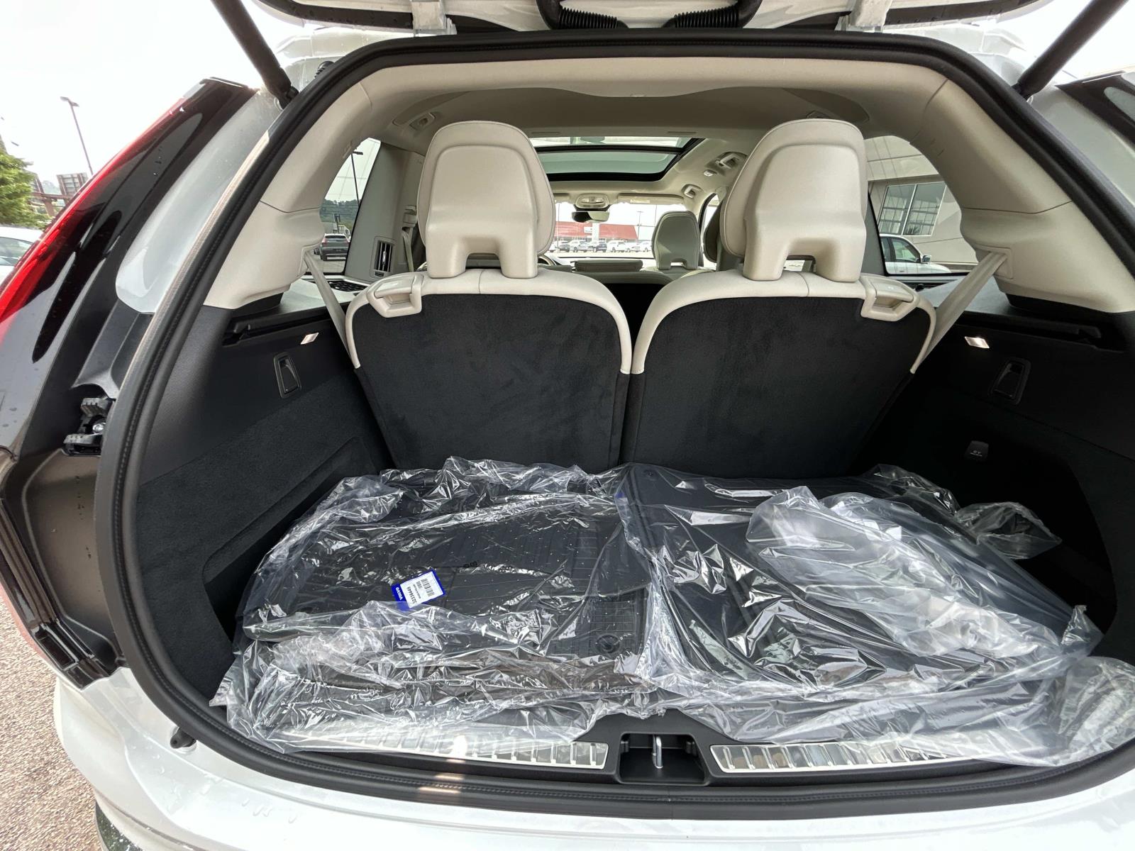 2026 Volvo XC90 Ultra - Photo 19