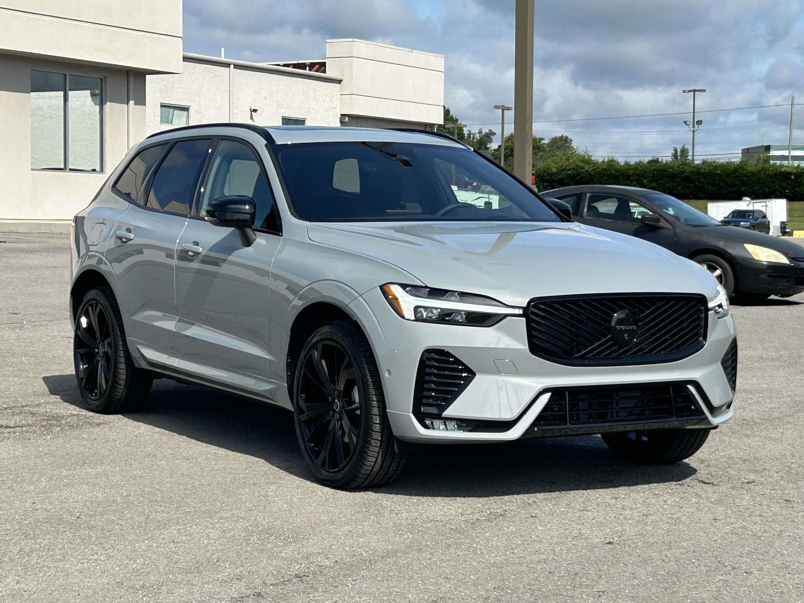 New 2026 Volvo XC60 B5 Ultra Black Edition