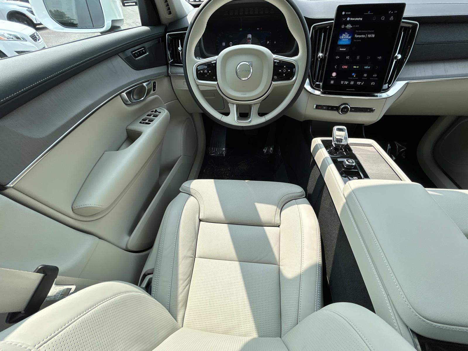 2026 Volvo XC90 Ultra - Photo 14