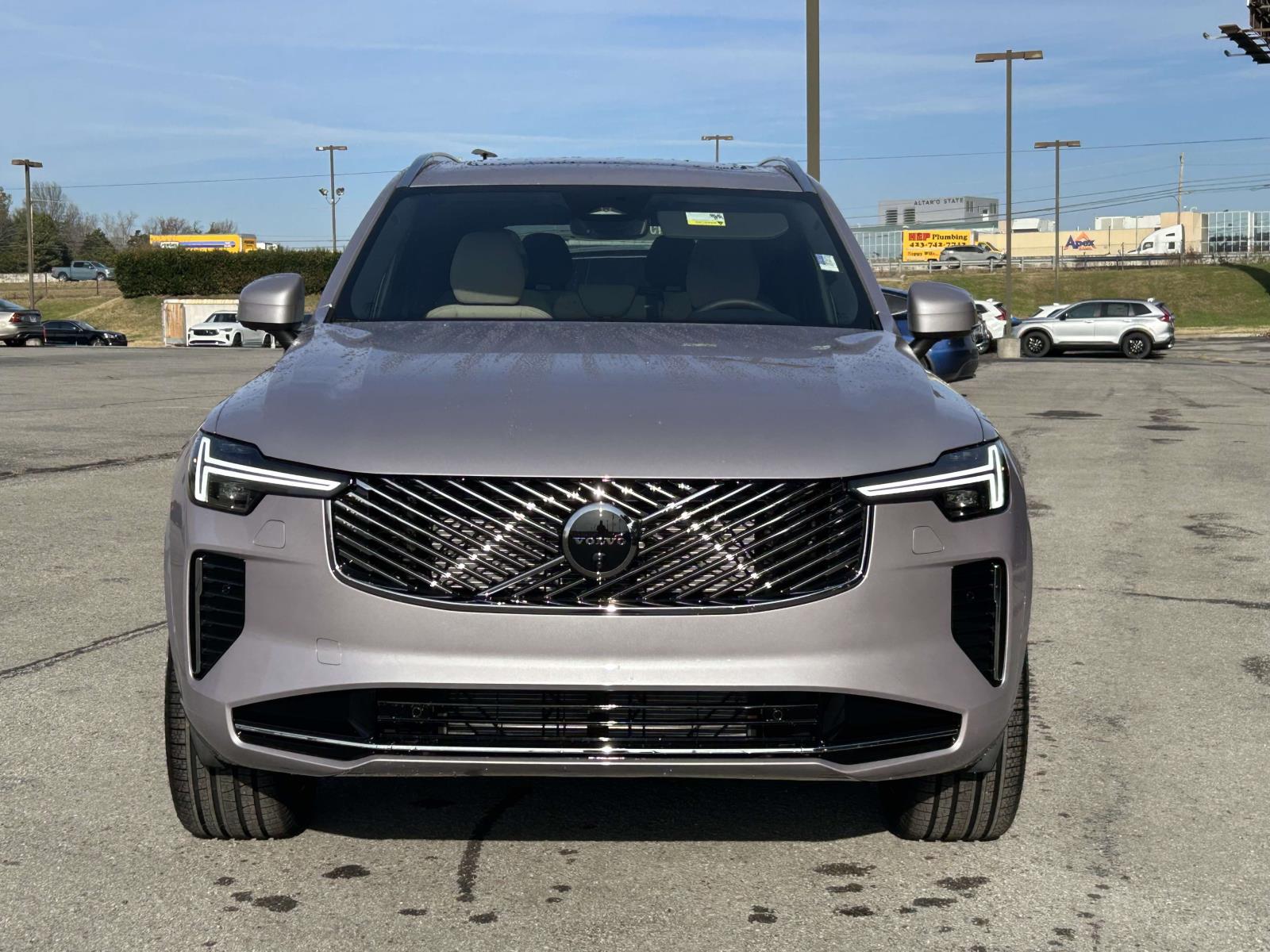 2026 Volvo XC90 Plus - Photo 8