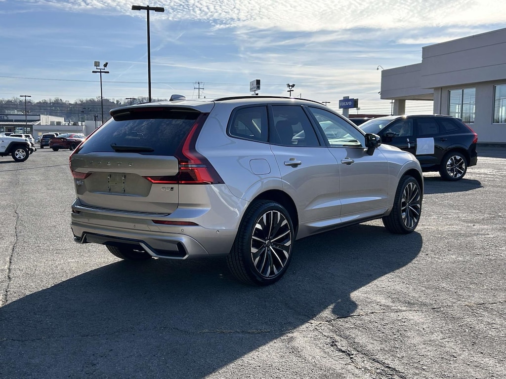 New 2026 Volvo XC60 B5 Ultra SUV