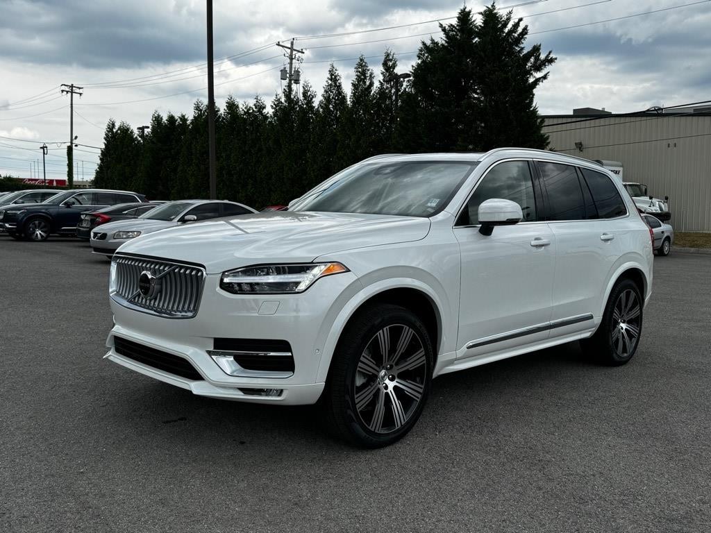 2025 Volvo XC90 Plus photo 3