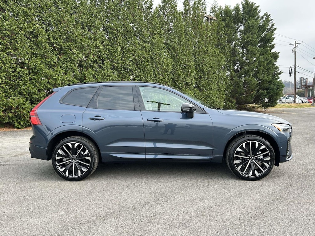 New 2026 Volvo XC60 B5 Ultra SUV