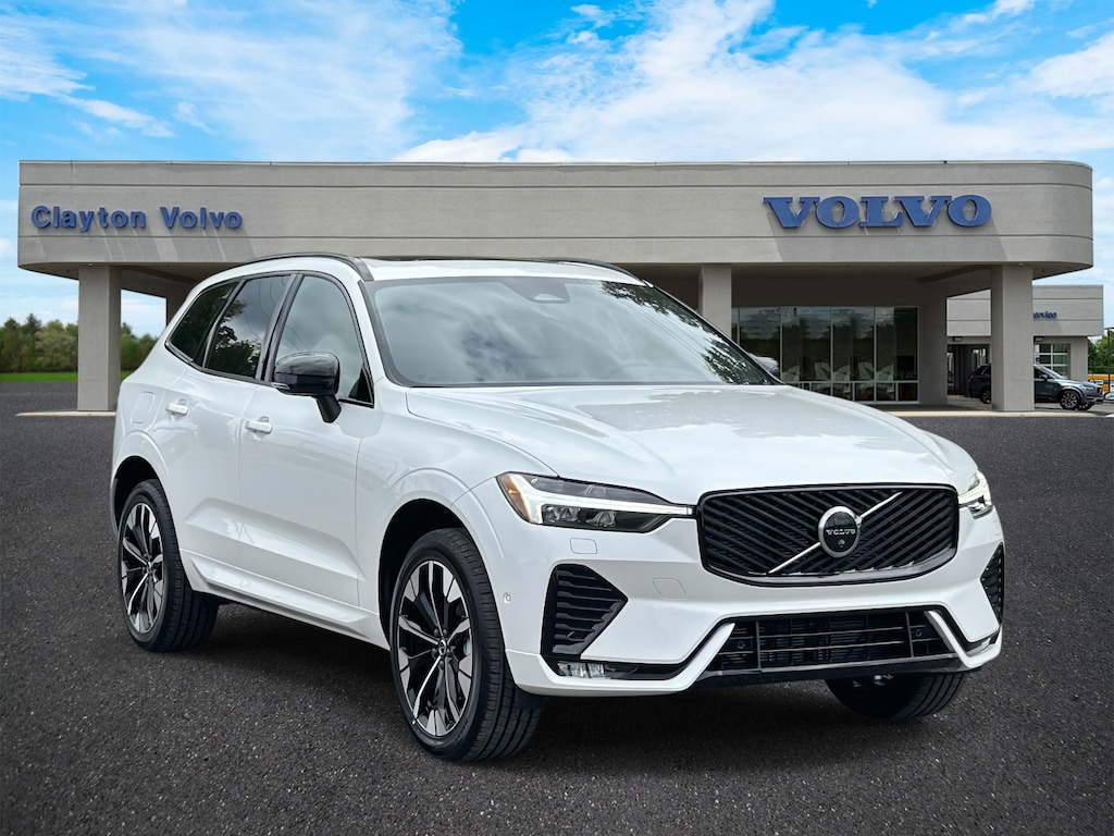 New 2026 Volvo XC60 B5 Plus SUV