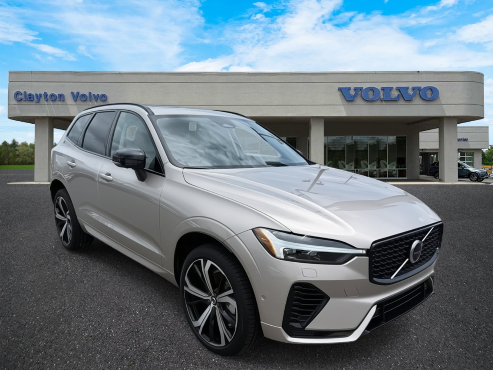 2025 Volvo XC60 SUV 