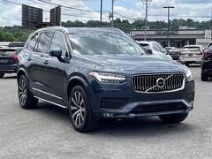 2023 Volvo XC90 B6 AWD Core 7P All Wheel Drive