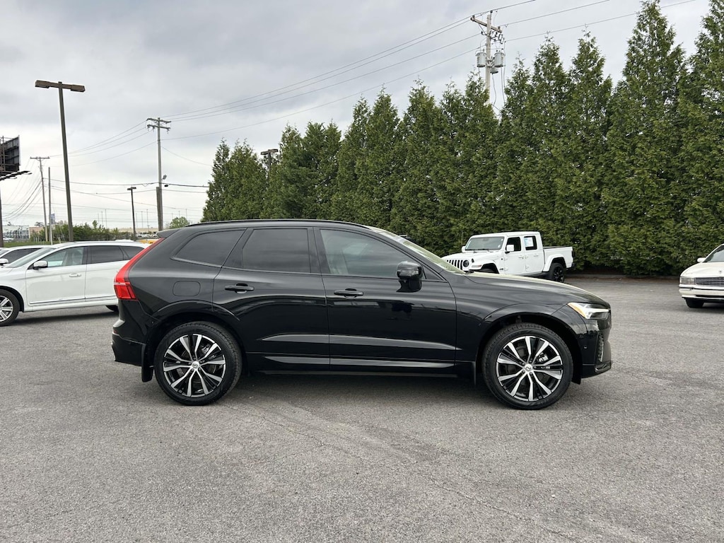 Certified 2024 Volvo XC60 B5 AWD Plus Dark Theme Sport Utility