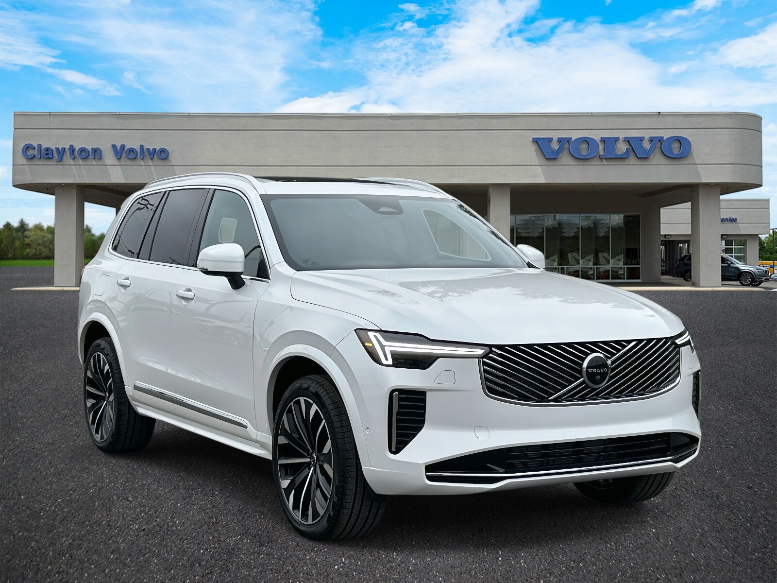 2026 Volvo XC90 Plus's photo