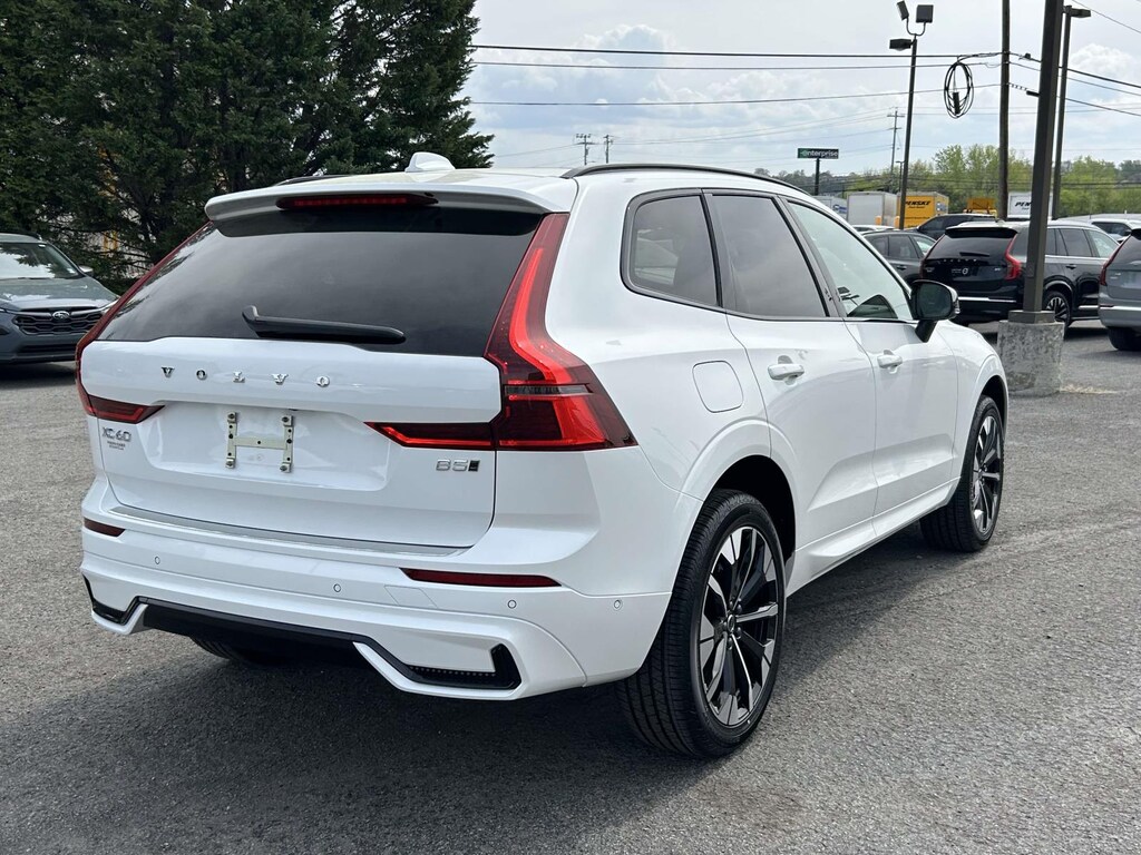 New 2026 Volvo XC60 B5 Plus SUV