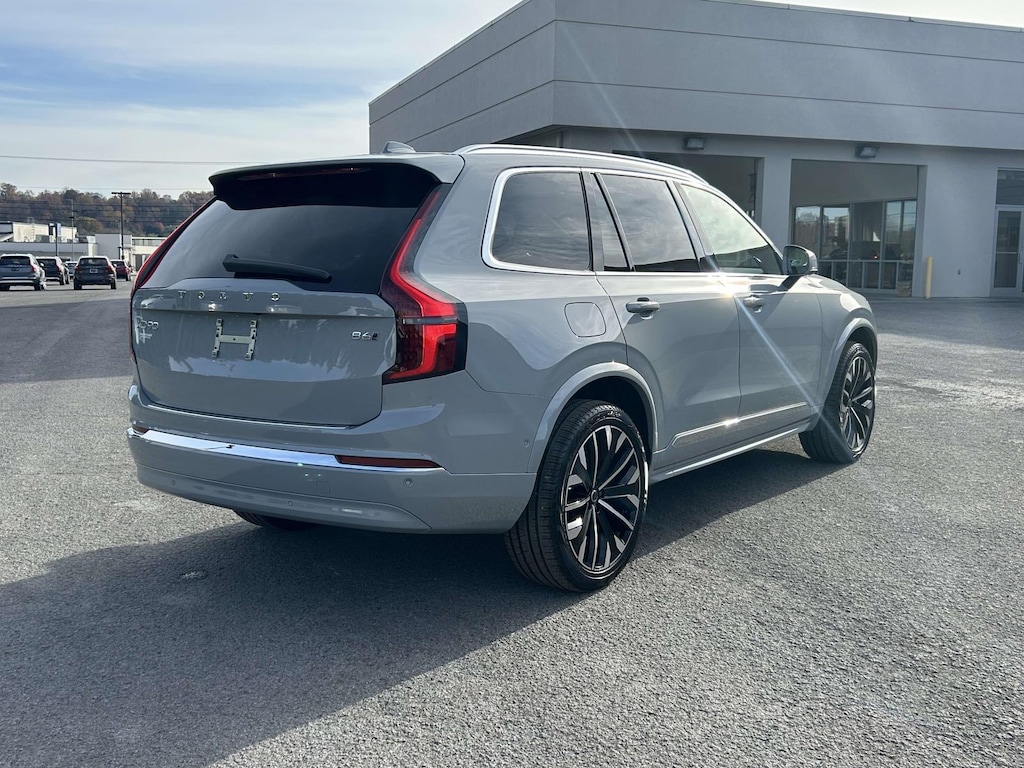 New 2026 Volvo XC90 B6 Plus 7-Seater SUV
