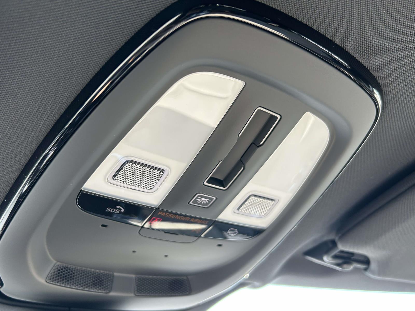2026 Volvo XC90 Plus - Photo 30