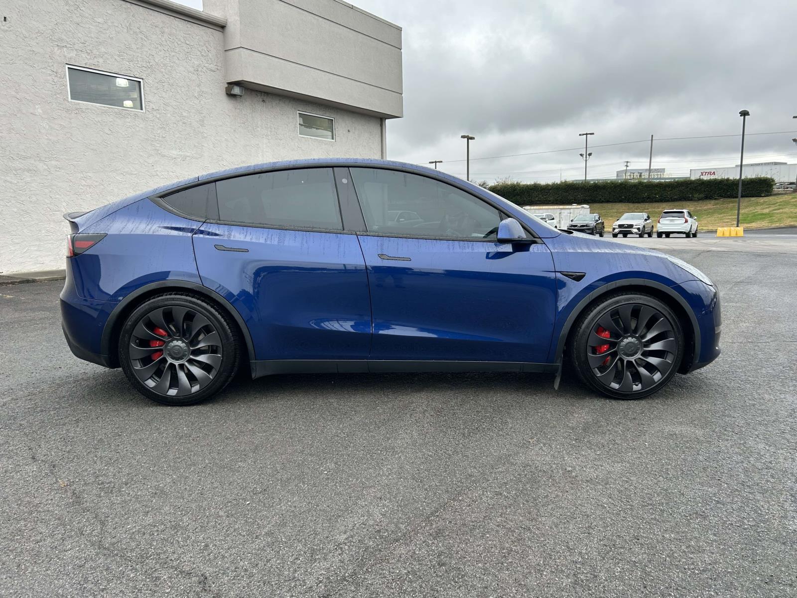 Used 2022 Tesla Model Y Performance with VIN 7SAYGDEF0NF337900 for sale in Knoxville, TN