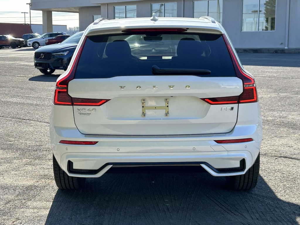 New 2026 Volvo XC60 B5 Plus SUV