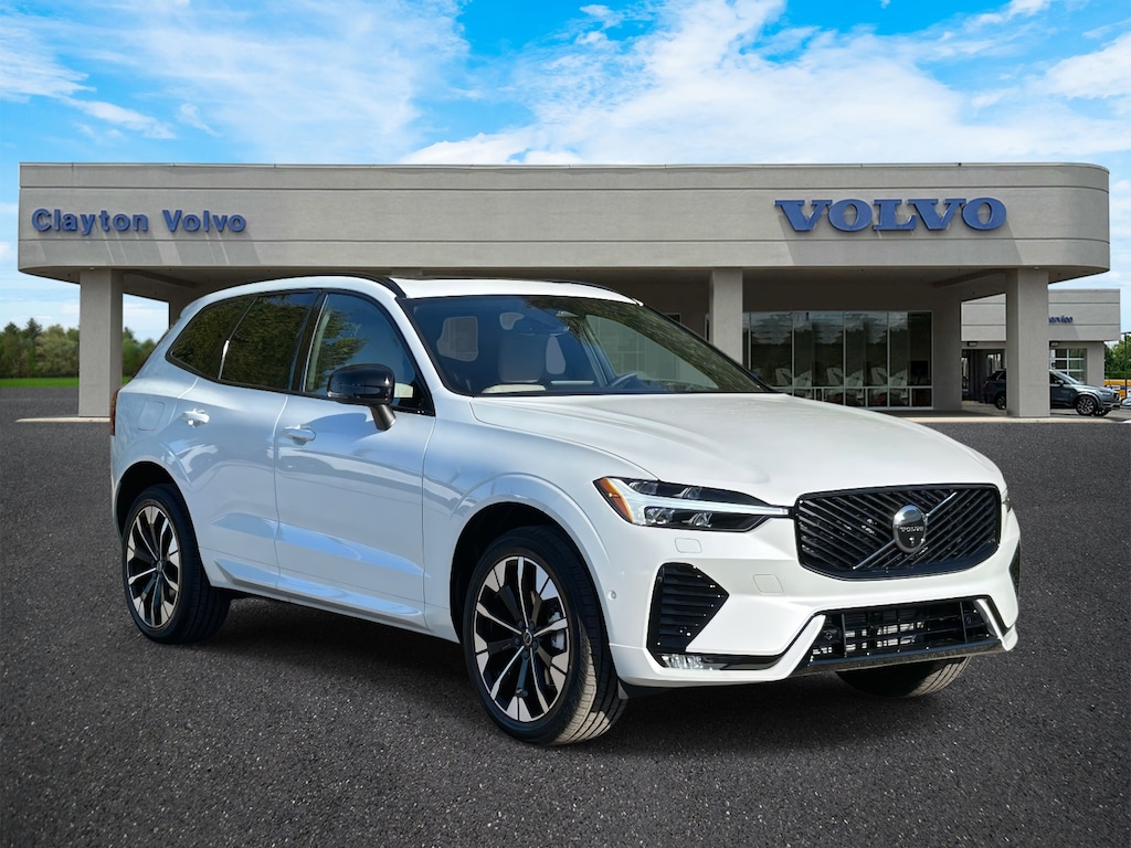 New 2026 Volvo XC60 B5 Plus SUV