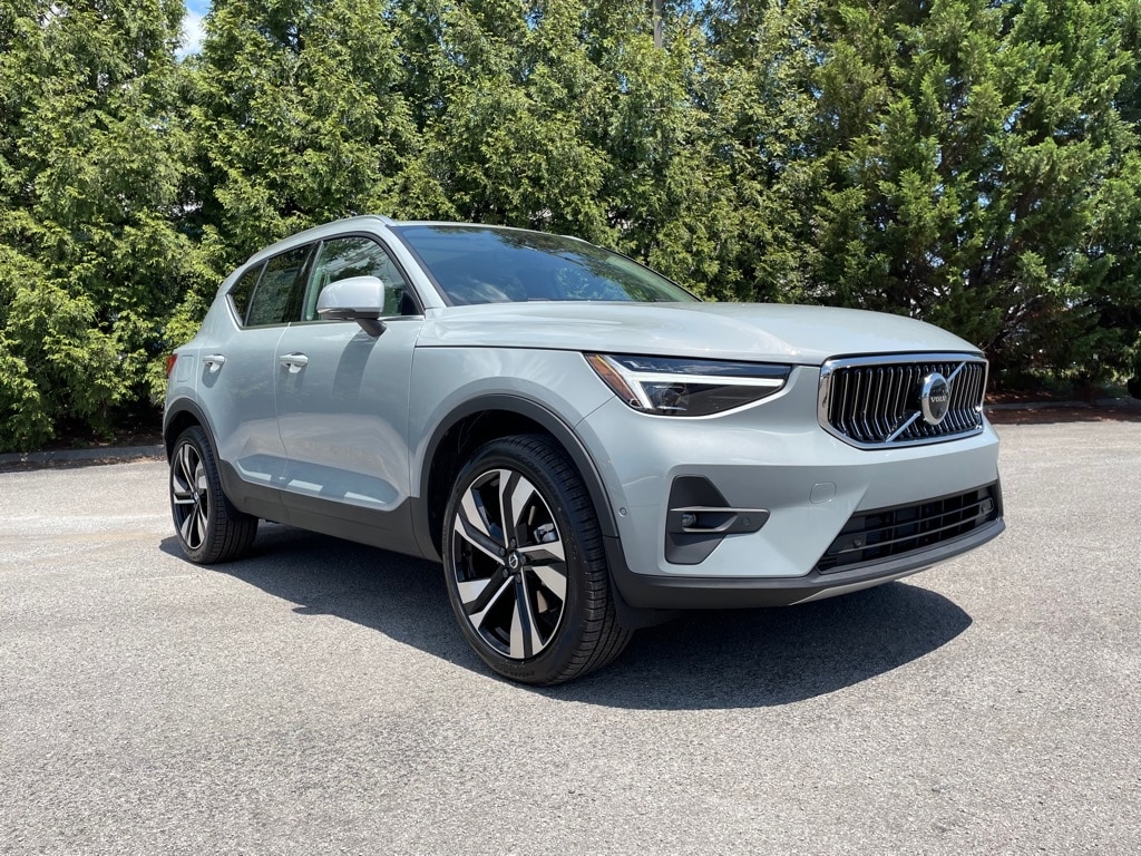 New 2024 Volvo XC40 B5 Plus Bright For Sale/Lease in Knoxville, TN