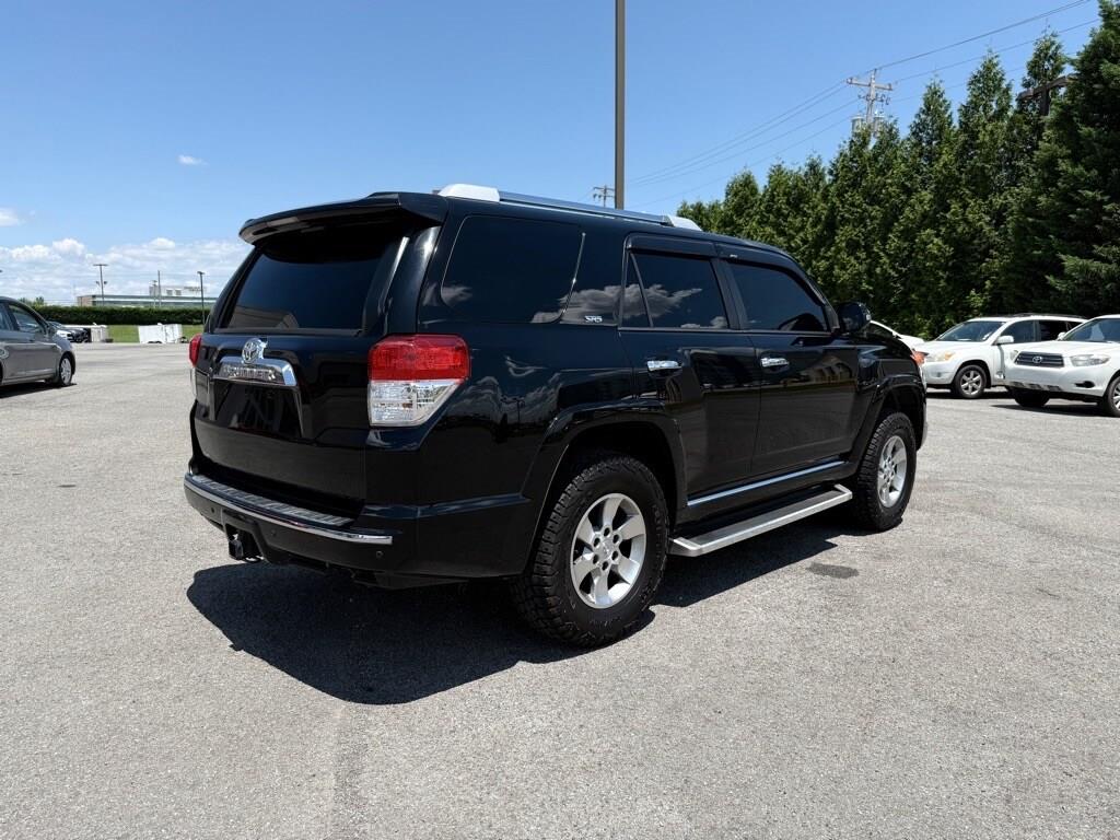 2013 Toyota 4Runner SR5 photo 3