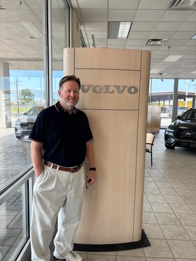 Staff member Travis McBay from ID_6d9711
