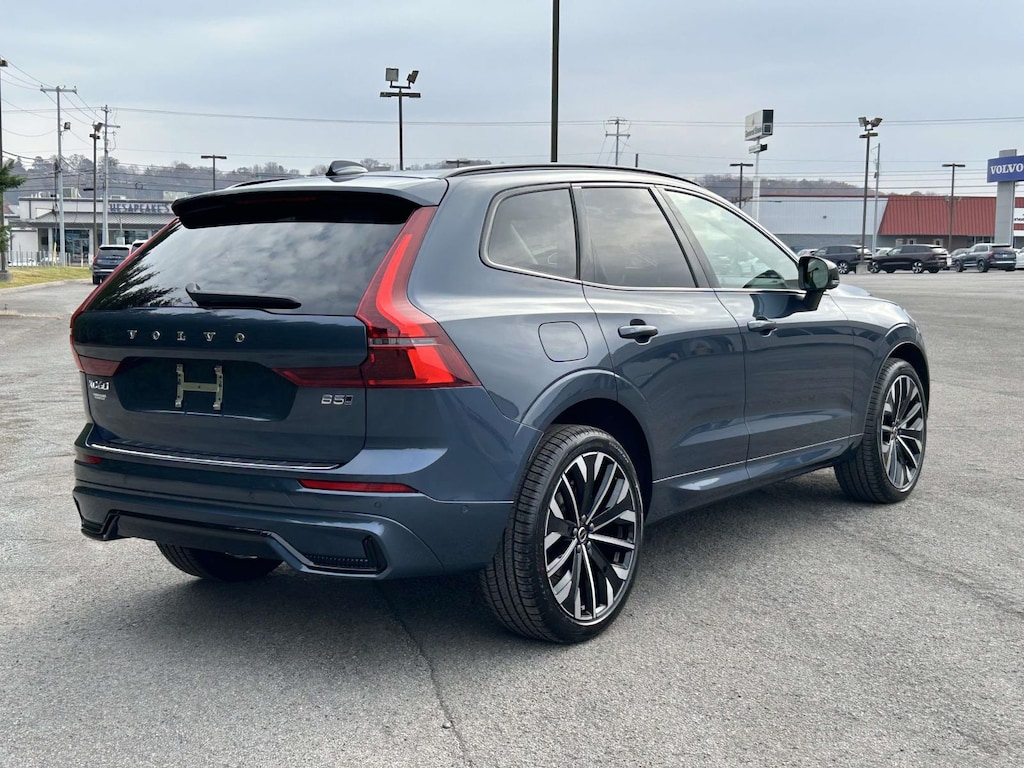 New 2026 Volvo XC60 B5 Ultra SUV