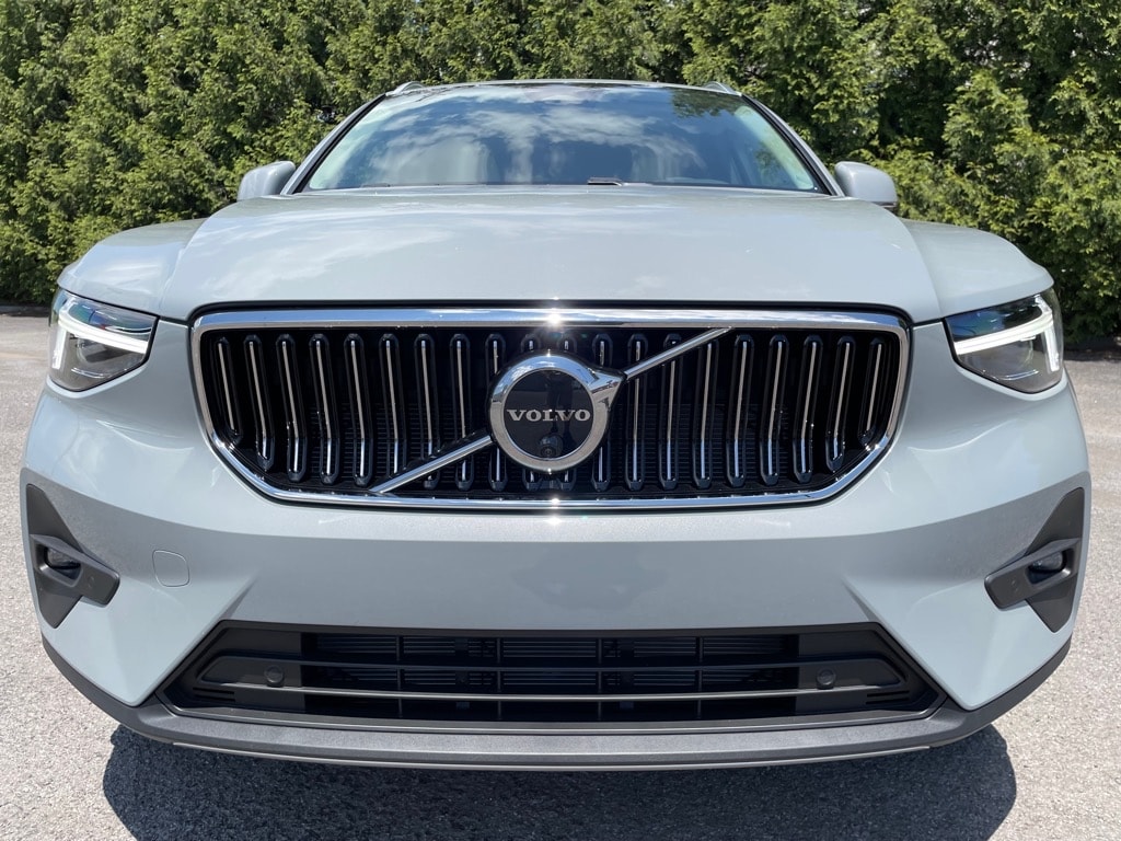 New 2024 Volvo XC40 B5 Plus Bright For Sale/Lease in Knoxville, TN