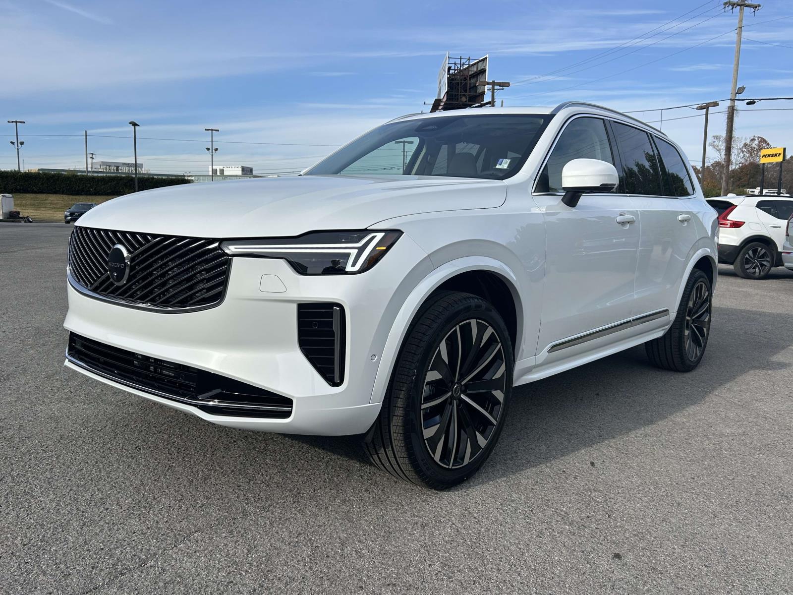 2026 Volvo XC90 Ultra - Photo 7