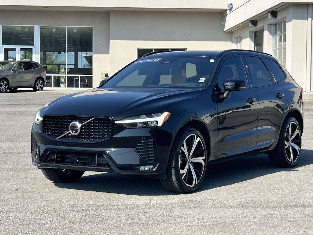 Certified 2024 Volvo XC60 B5 AWD Ultimate Dark Theme Sport Utility