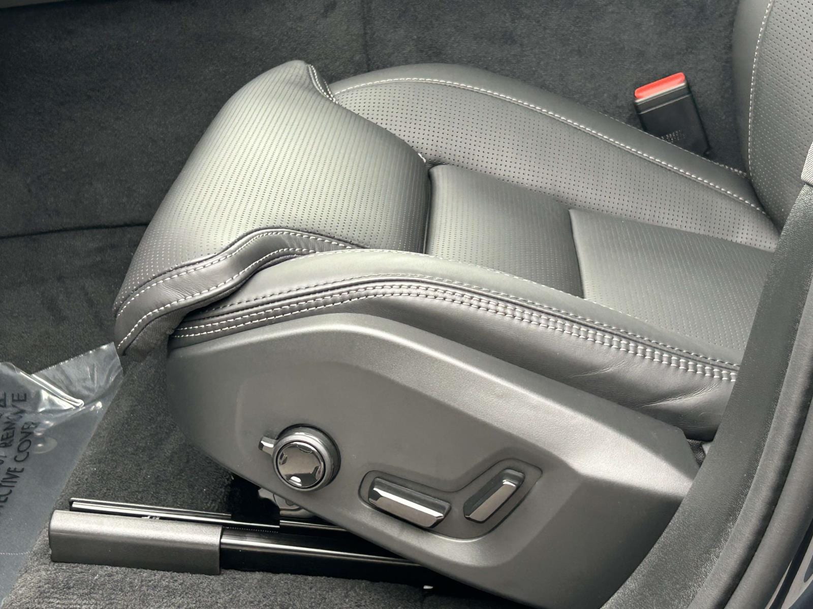 2026 Volvo XC90 Ultra - Photo 19