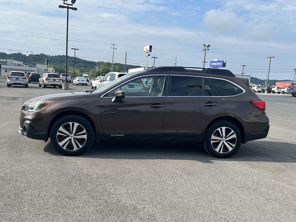 Used 2019 Subaru Outback 2.5i Limited Sport Utility