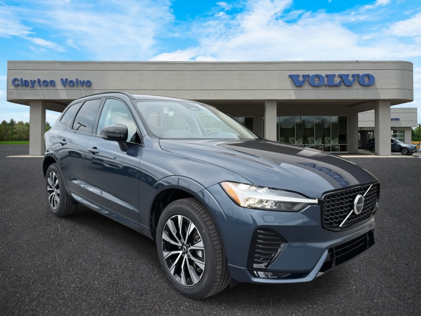 2025 Volvo XC60 SUV 