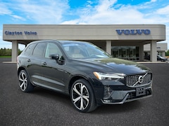 2023 Volvo XC60 B5 AWD Ultimate Dark Theme All Wheel Drive