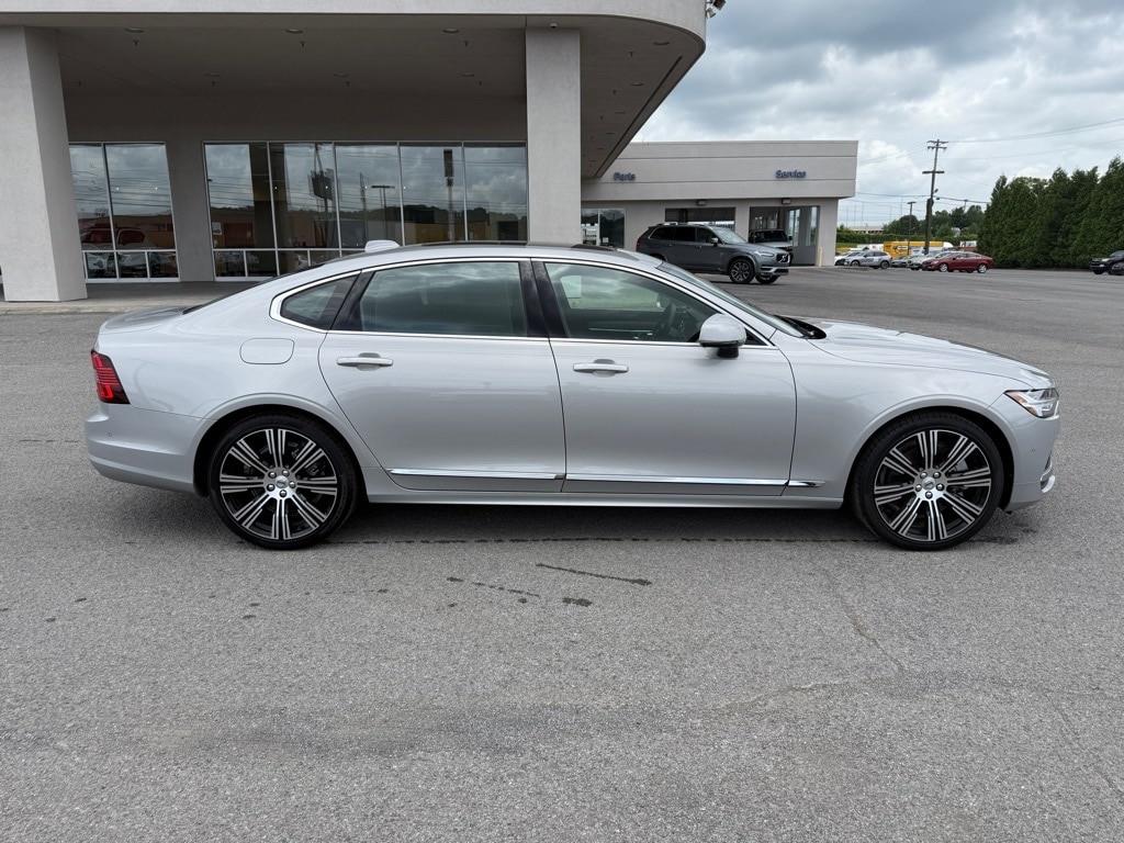 2025 Volvo S90 Plus photo 2
