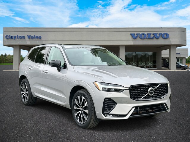 2024 Volvo XC60 B5 AWD Core Dark Theme All Wheel Drive