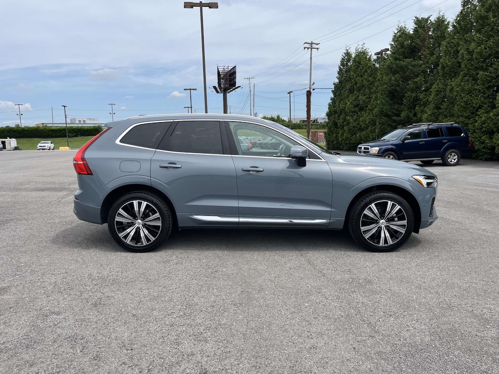Certified 2023 Volvo XC60 B5 AWD Ultimate Bright Theme Sport Utility