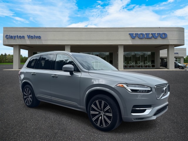 2024 Volvo XC90 B5 AWD Plus Bright Theme 7P All Wheel Drive