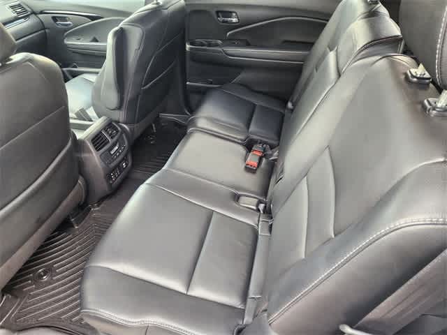 Thumbnail: 2018 Honda Pilot - 12