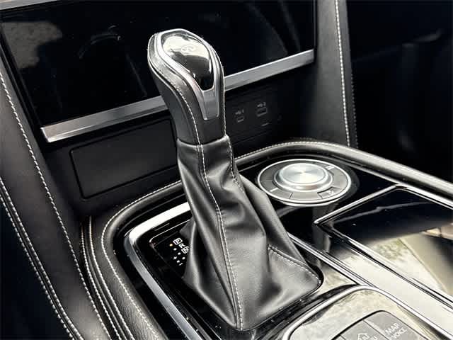 2022 INFINITI QX80 Premium Select 14
