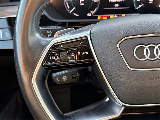 Thumbnail: 2019 Audi e-tron - 18