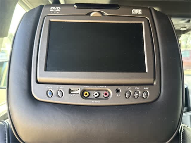 Thumbnail: 2016 Cadillac Escalade - 16