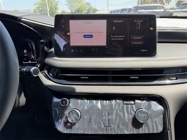 Thumbnail: 2026 INFINITI QX60 - 20