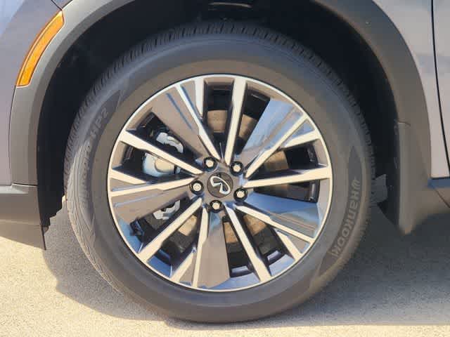 Thumbnail: 2026 INFINITI QX60 - 8
