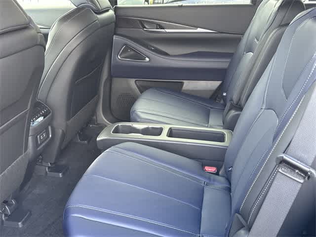 Thumbnail: 2026 INFINITI QX60 - 14