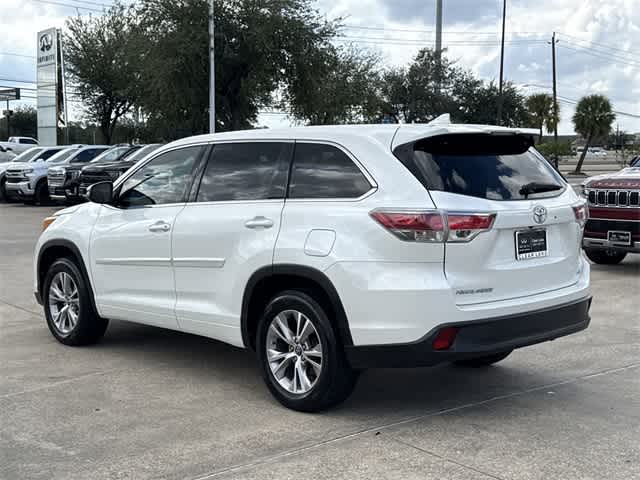 Thumbnail: 2016 Toyota Highlander - 3