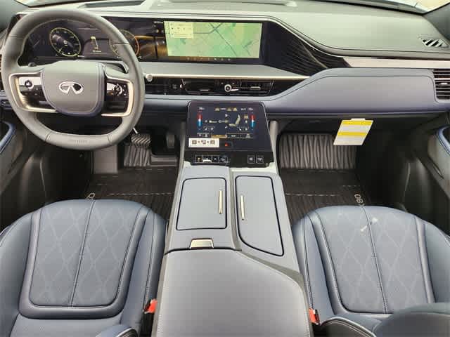 Thumbnail: 2026 INFINITI QX80 - 10