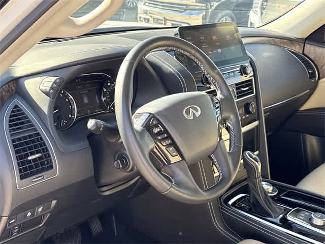 Thumbnail: 2023 INFINITI QX80 - 9