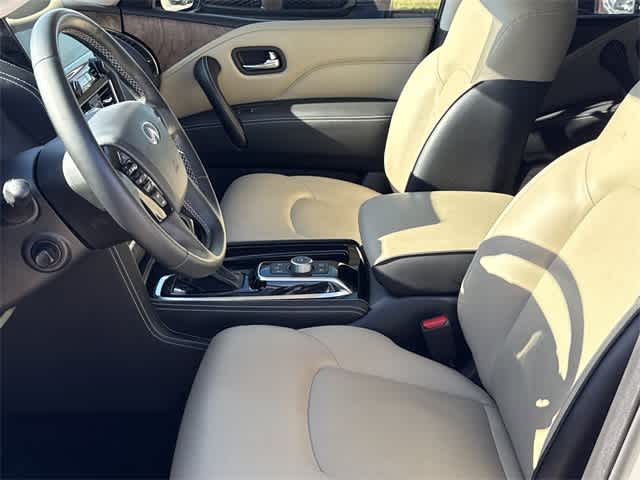 Thumbnail: 2023 INFINITI QX80 - 10