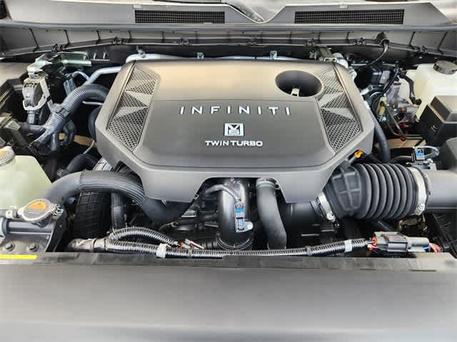 Thumbnail: 2026 INFINITI QX80 - 9